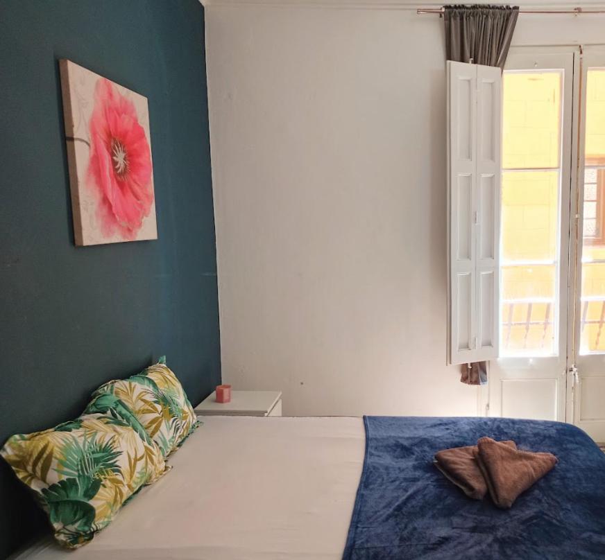 バルセロナ Banys Nous R2 Bed & Breakfast エクステリア 写真